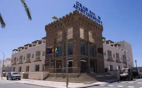 Hotel Gran Sol: Encuentra el mejor alojamiento en España sin sorpresas
