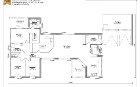 Plan d'une maison Napoli 4 avec garage, 4 chambres, séjour-salon, cuisine, cellier, 2 terrasses. Ce type de maison offre un espace de vie spacieux.