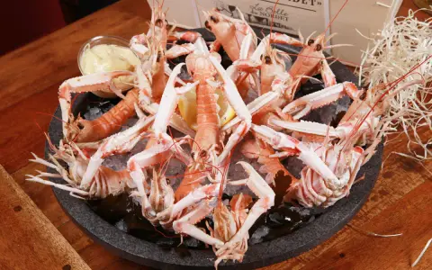 Langouste au four : recette facile pour une chair tendre et savoureuse
