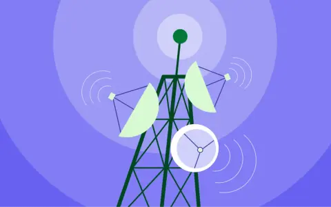 Torre de comunicación con antenas parabólicas y ondas de señal, representando los objetivos de un plan de comunicación.