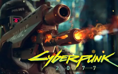 Un oficial de policía de **Cyberpunk 2077** dispara un arma futurista con llamas saliendo del cañón.