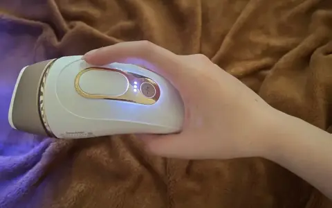 Depilator IPL do domu: Jak wybrać idealny? Poradnik eksperta