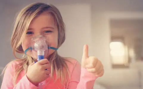 Z czego zrobić inhalacje dziecku, aby skutecznie ulżyć w kaszlu?