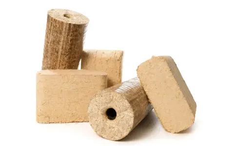 Co lepsze brykiet czy węgiel do pieca? Odkryj wady i zalety