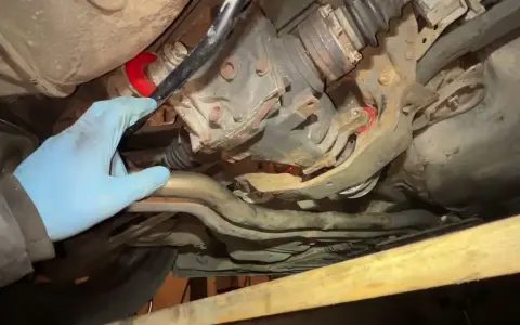 BMW E46: Objawy, wymiana i koszty poduszki dyferencjału