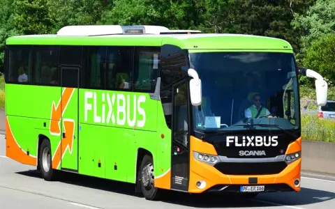 Gdzie Polski Bus w Warszawie? Przystanki FlixBus i dojazd