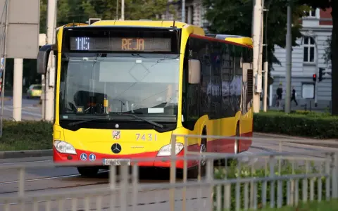 Ile zarabia kierowca autobusu w Warszawie? Sprawdź, co musisz wiedzieć