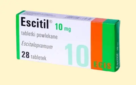 Dzielić tabletki powlekane? Kiedy tak, a kiedy to zagrożenie?