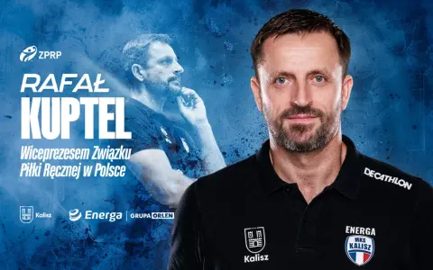 Rafał Kuptel, wiceprezes ZPRP, w czarnej koszulce z logo MKS Kalisz.
