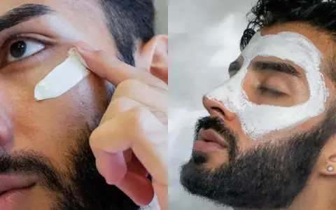 Hombre aplicándose mascarillas de arcilla para la cara. Una imagen muestra la aplicación, la otra la mascarilla puesta.