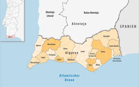 Karte von Portugal mit hervorgehobener Region Algarve. Faro liegt an der Südküste, östlich von Loulé und westlich von Olhão.