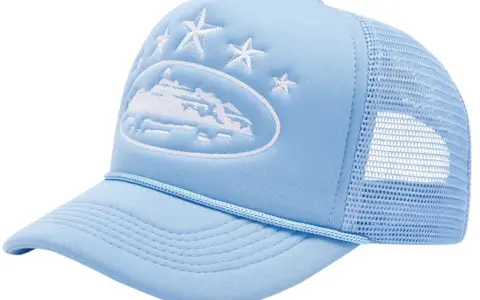 Hat czy cap? Jak prawidłowo powiedzieć "czapka" po angielsku