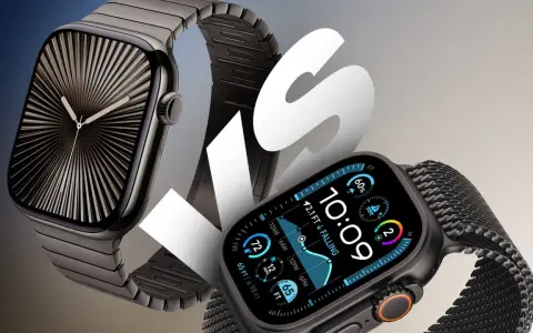 Två Apple Watch, varav den ena visar en stiliserad urtavla och den andra den nyaste med detaljerad data.