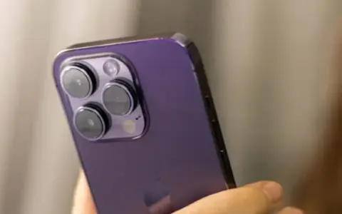 Jak włączyć lampę w aparacie iPhone i poprawić zdjęcia w nocy