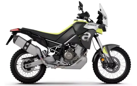 Aprilia Tuareg 660, una moto da enduro pronta per l'avventura. Design aggressivo e prestazioni off-road.