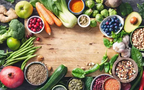 Vitamine gegen Stress: Wie Nährstoffe Ihre Stressbewältigung verbessern können