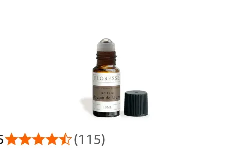 Flacon roll-on de synergie d'huiles essentielles pour le bouton de fièvre.