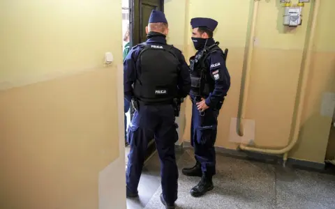 Czy policja może wyrzucić z mieszkania? Poznaj swoje prawa i obowiązki