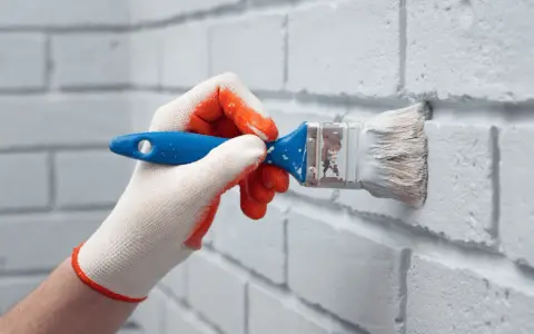 Jaka farba do betonu? Wybór, malowanie i trwałość - poradnik
