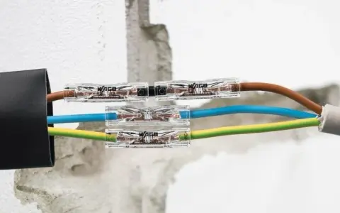 Jaki kabel na zewnątrz budynku – wybierz najlepszy i bezpieczny kabel