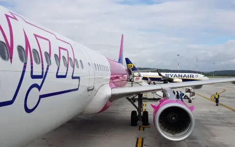 Wizz Air: Kiedy na lotnisko? Nie przegap lotu! Kluczowe terminy.