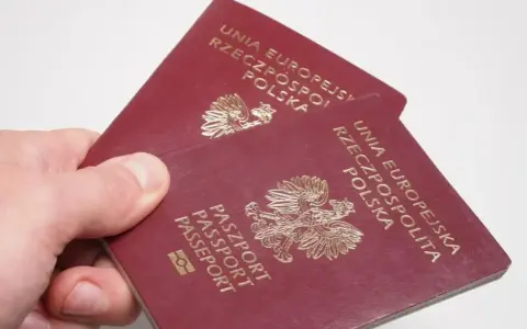 Ile czekamy na paszport? Czas oczekiwania, który zaskoczy każdego