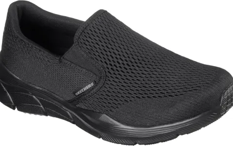 Zapatilla Skechers negra, cómoda y transpirable, ideal para cualquier talla, grande o pequeña.