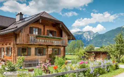 Comprare casa in montagna: guida completa a costi, località e bonus 2026