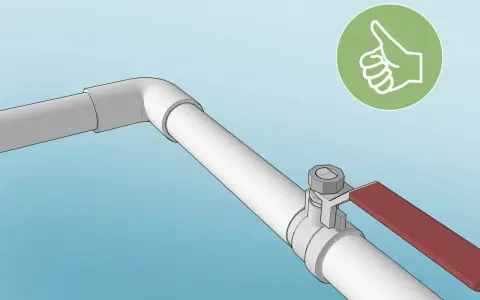 Demostración de cómo unir dos tubos de PVC con manguito, con válvula y pulgar hacia arriba indicando éxito.