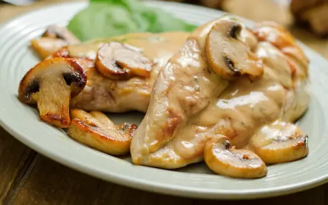Pollo Sfizioso: Ricette Facili e Veloci per un Piatto Indimenticabile