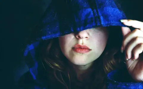Liszaj płaski w jamie ustnej: Jak skutecznie leczyć i odzyskać komfort?