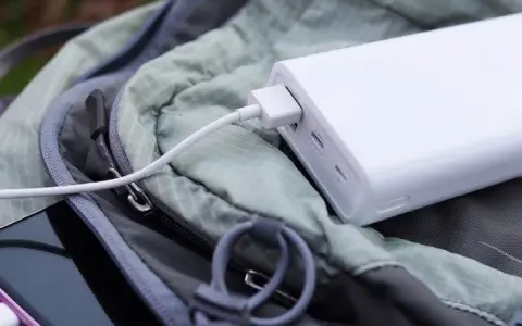 Czy można przewozić powerbank w bagażu podręcznym? Sprawdź zasady!
