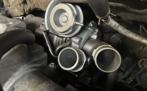 Nowy zawór upustowy turbosprężarki do p1251 Toyota.