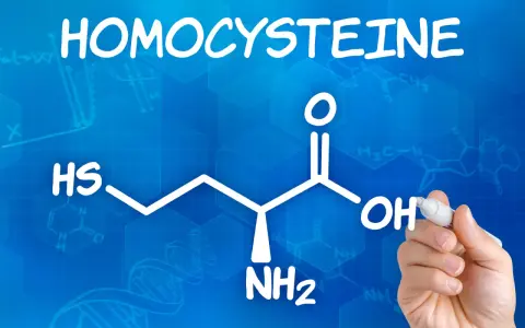 Homocysteina: Cichy wróg zdrowia? Obniż ją skutecznie!