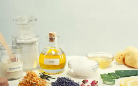 Kosmetik selber machen: Zubehör & Rohstoffe für Einsteiger