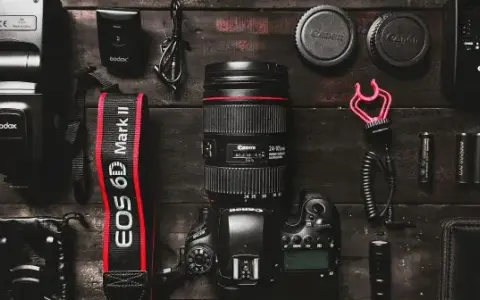 Jaki aparat dla fotografa: wybierz idealny sprzęt bez błędów