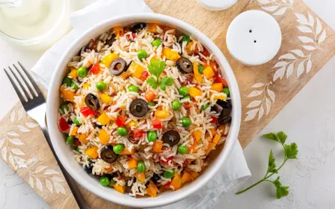 Salade de riz : Recette inratable, astuces et variantes estivales