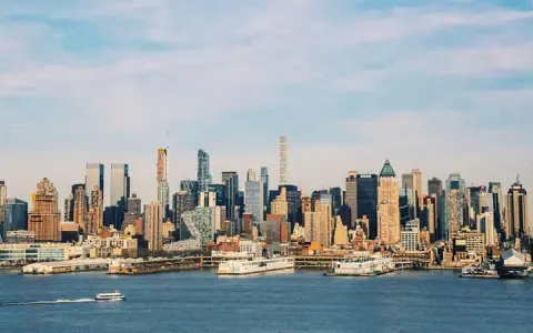 ¿Medicamentos a Nueva York? Requisitos clave para tu viaje tranquilo