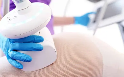 Endermologia: Jak często? Ekspert radzi, by cellulit nie wrócił