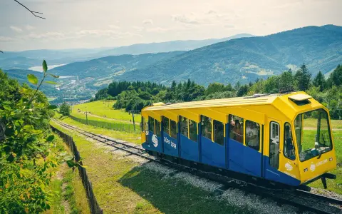 Góra Żar: Gdzie jest, jak dojechać i co zobaczyć?