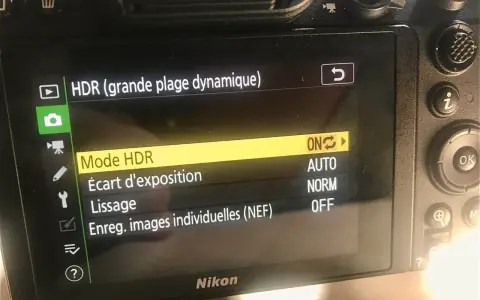 Menu d'un appareil photo Nikon affichant les options HDR pour une meilleure gestion de l'éclairage.