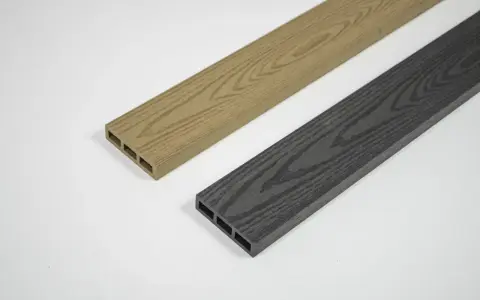 Montaż ławki na cmentarzu: Ceny, formalności i oszczędności.