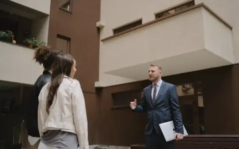 Ile płacą skupy nieruchomości? Widełki cenowe i realna oferta