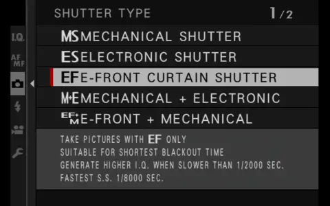 Menu aparatu: wybór migawki. Podświetlona opcja "EF-FRONT CURTAIN SHUTTER" - migawka elektroniczna z przednią kurtyną.