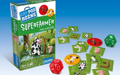Pudełko gry planszowej Super Farmer z zasadami hodowli zwierząt. Na stole rozłożone żetony z wesołymi zwierzątkami i kostki.