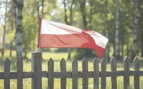 Jak wygląda flaga Polski? Odkryj jej kolory i symbolikę