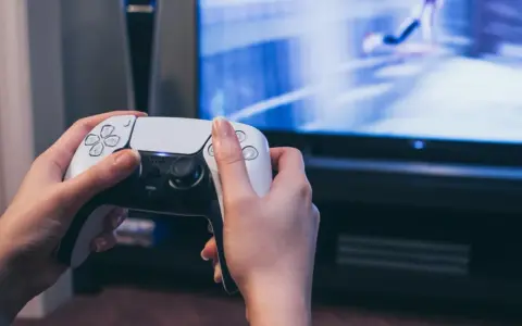 Jak podłączyć PS5 do laptopa? HDMI nie działa? Poznaj 2 sposoby!
