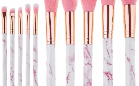 Make-up-Pinsel: Dein Guide für makelloses Finish & perfekte Pflege