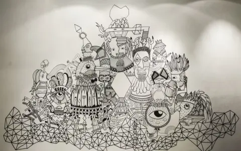 En detaljerad doodle svenska med många fantasifulla figurer och mönster.