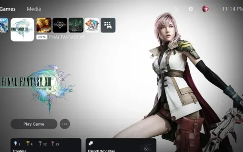 Lightning, protagonista de Final Fantasy XIII, lista para la acción en la pantalla de PS3.